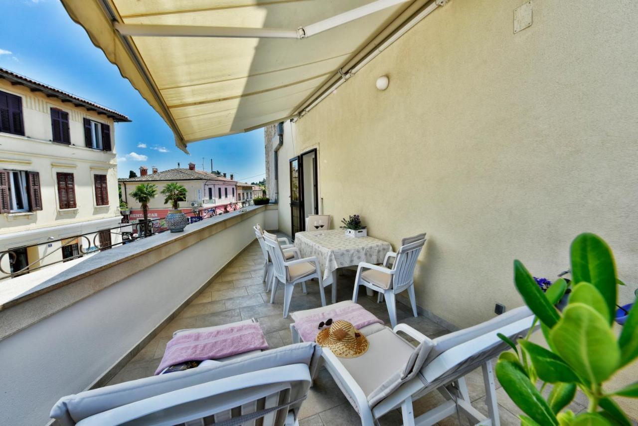 Premium Apartment Aria פורץ מראה חיצוני תמונה