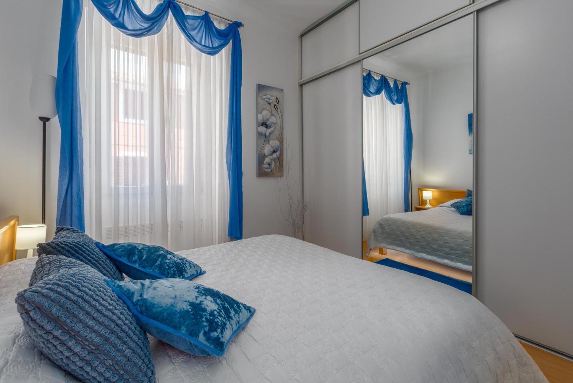 Premium Apartment Aria פורץ מראה חיצוני תמונה